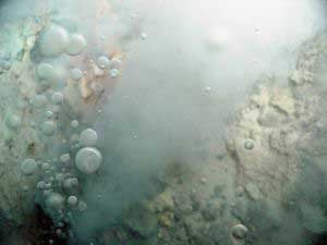 Eruption sous-marine hydrate de méthane
